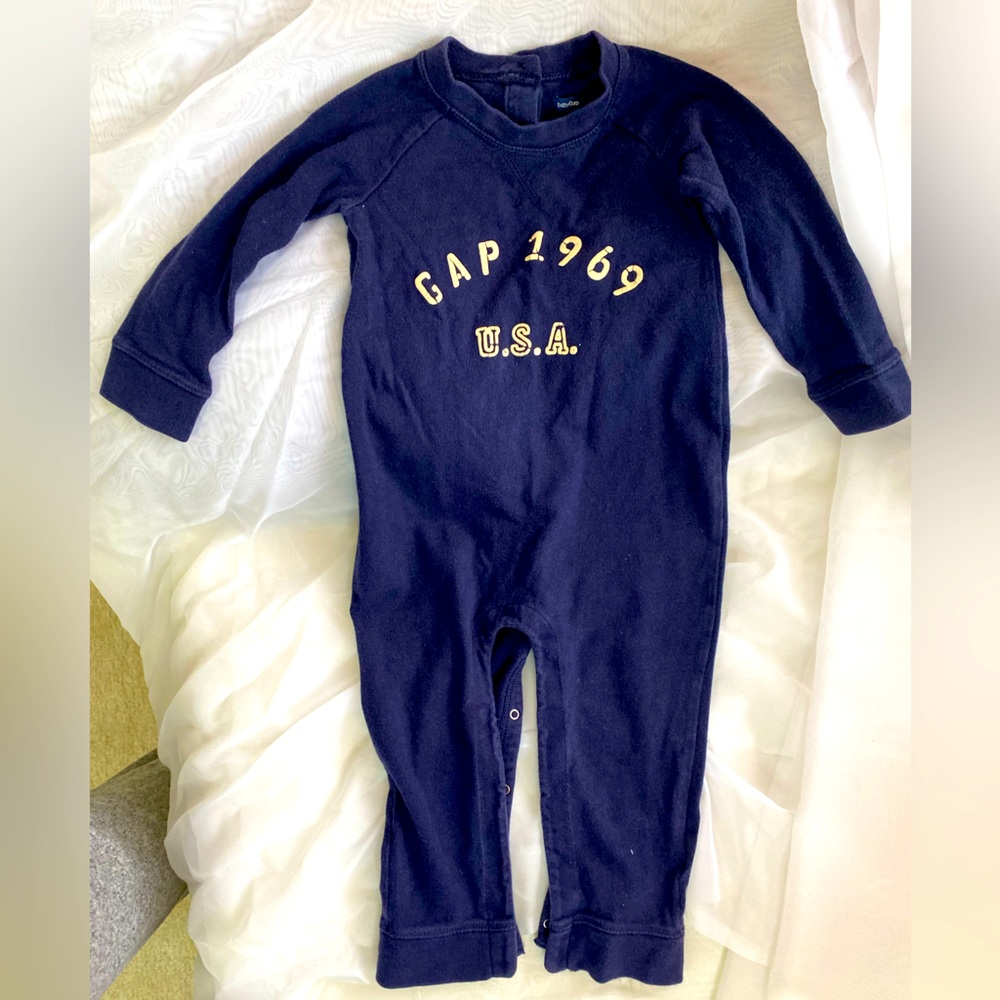 BABY GAP full Body outfit Size 18-24mos